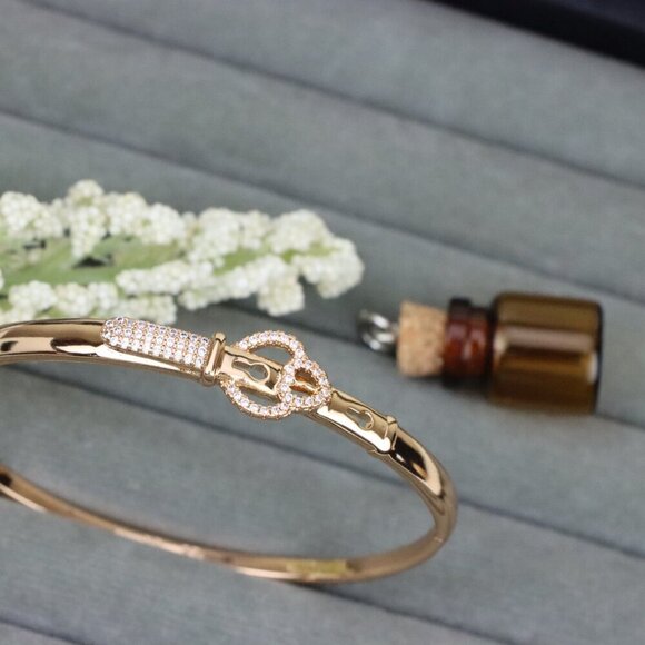 Rose Gold Belt Buckle Design Bangle with CZ Detail, XPBL0471 - Picture 11 of 12